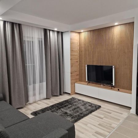 Apartamento Golden Cosmopolis Cretuleasca Exterior foto